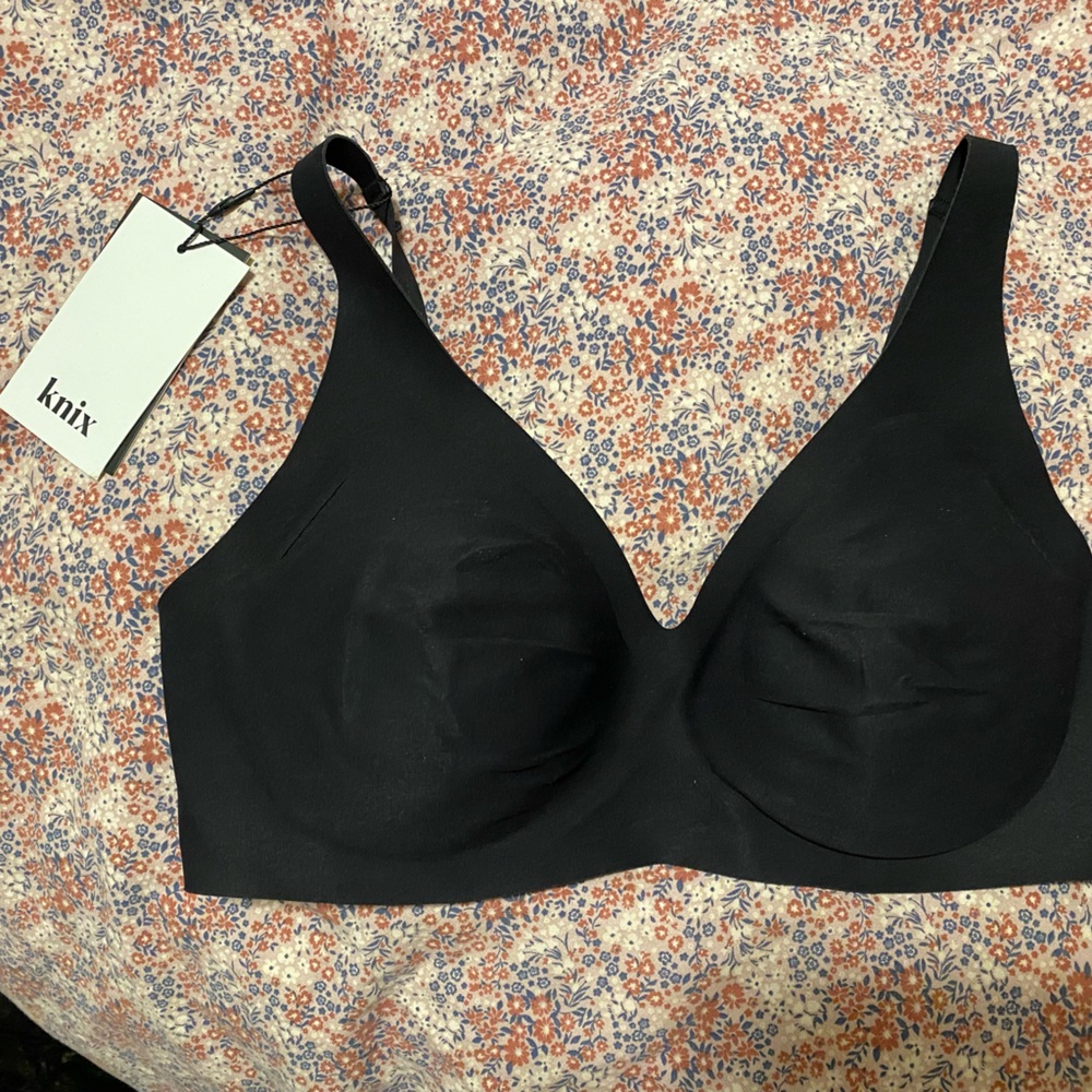 NWT KNIX REVOLUTION BRA IN S+